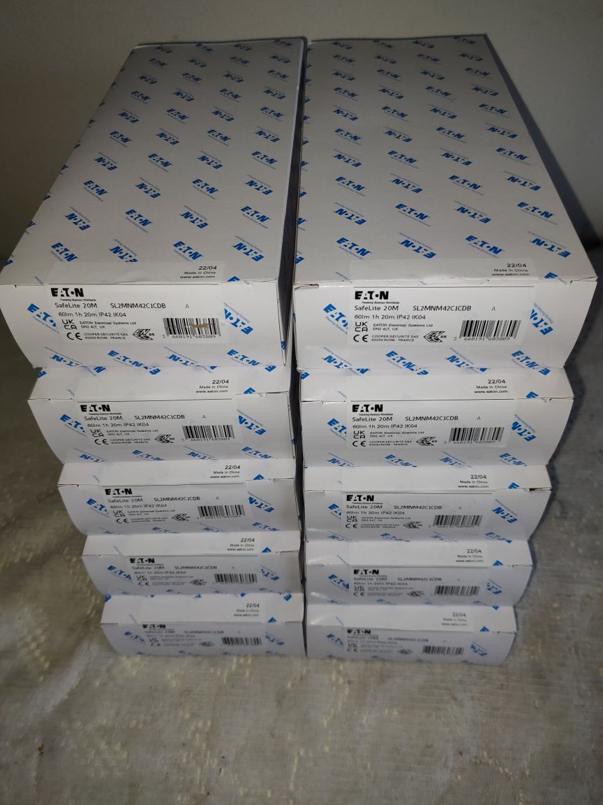 Armadura de emergência de LEDs 60lm IP42 SafeLite - Eaton SL2MNM42C1CD