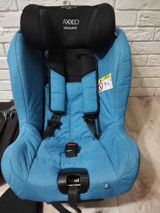Fotelik AXKID Modukid z bazą ISOFIX (0-18 kg)