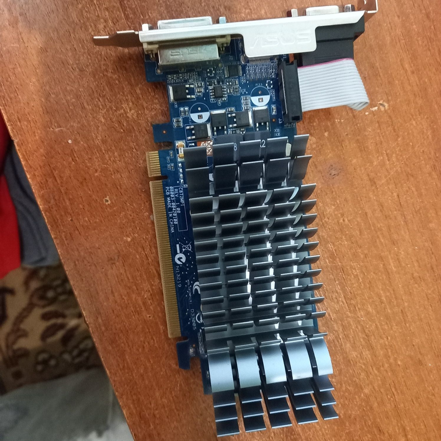 Відеокарта asus en 210