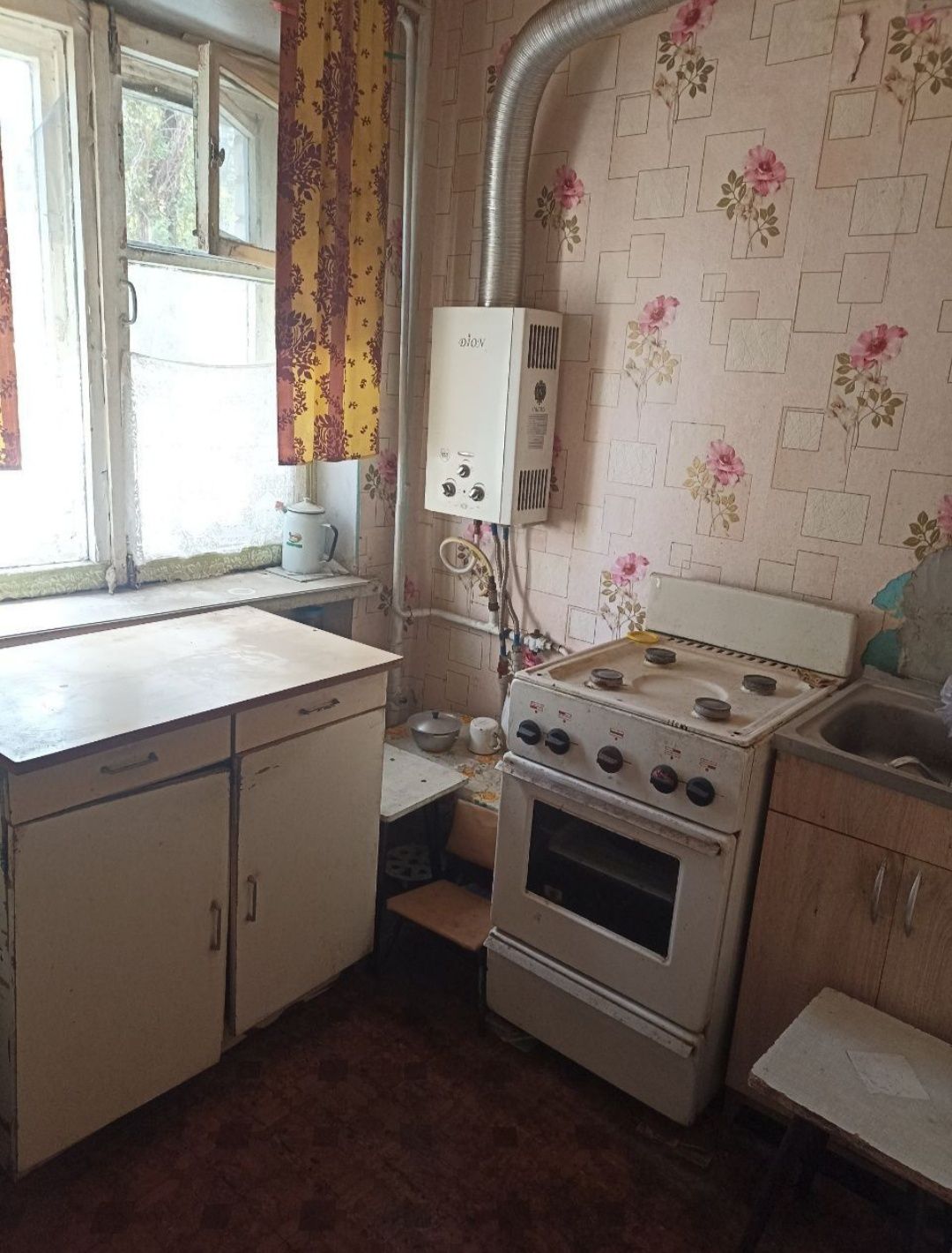 Продам 3х-кімнатна,2-поверх.