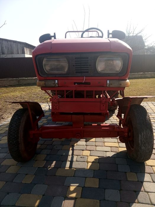 Трактор саморобний.