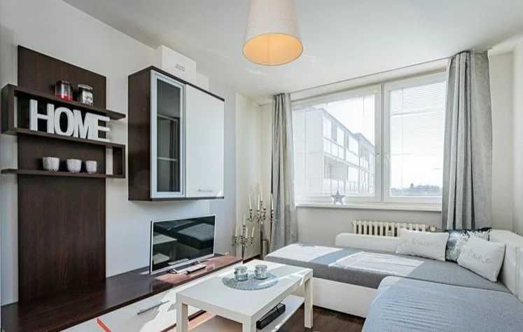 Квартира 3 кімнати 46 м² Прага