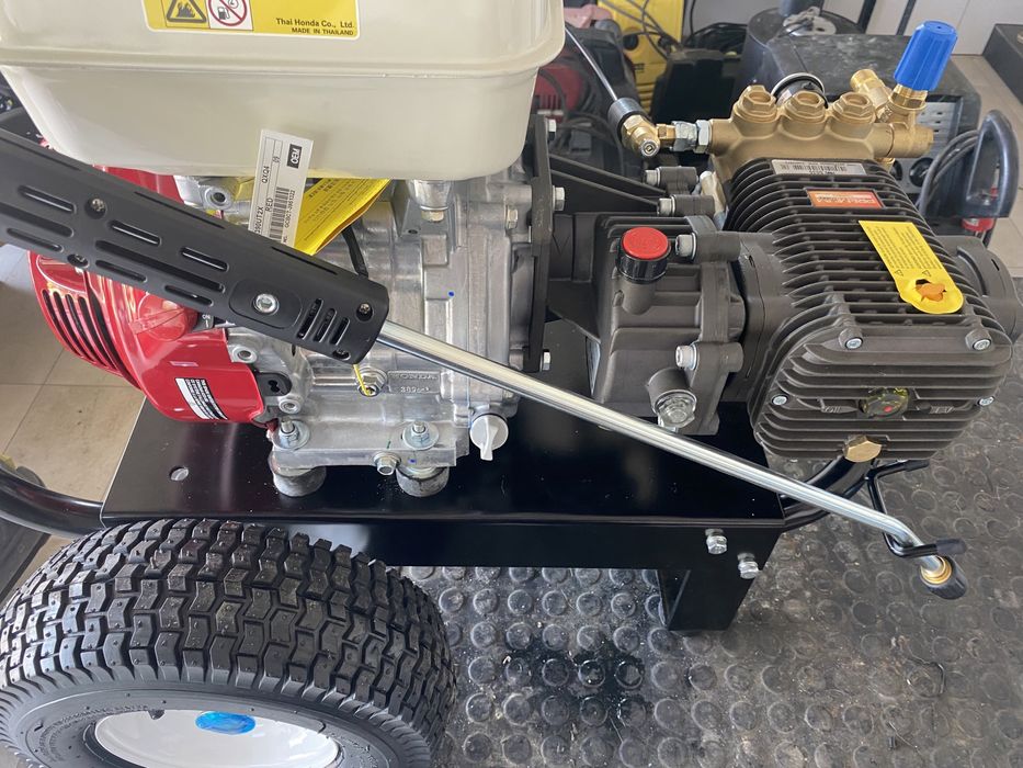 Karcher myjka Honda GX390 240 bar 1200l/min nowa
