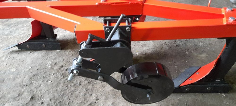 Плуг Віракс «WIRAX» 1/25, 2/25, 3/25 (з тягою під борону та без)