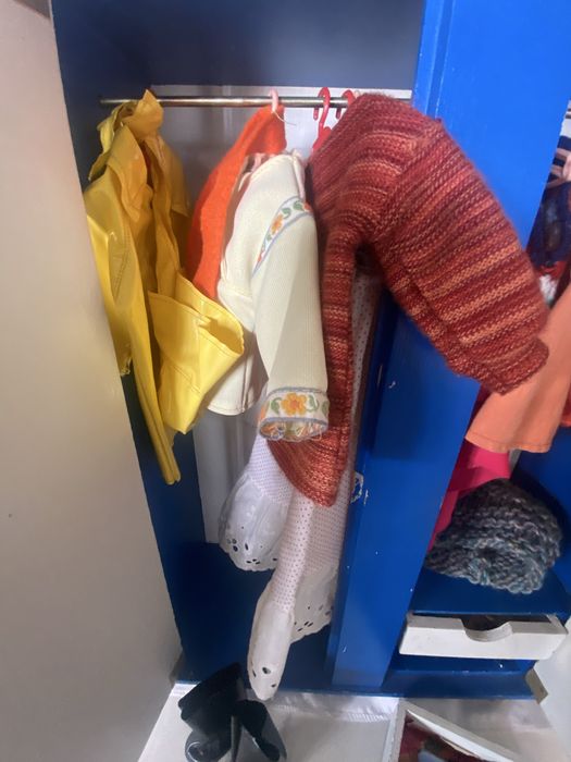 Guarda fatos da boneca Nancy