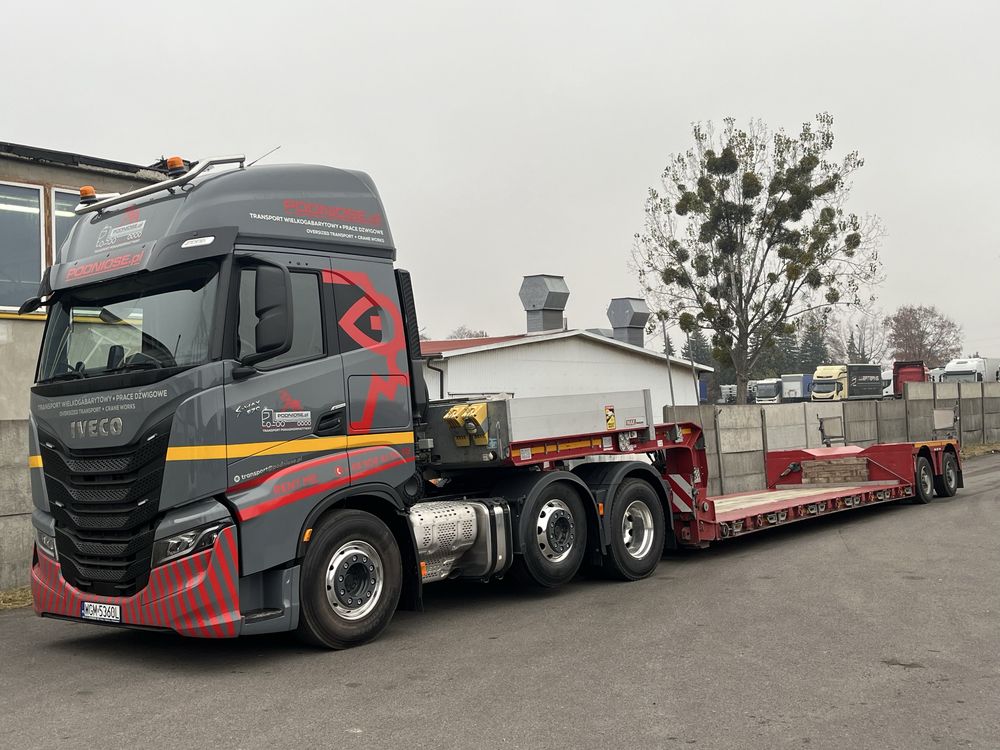 Iveco S-WAY z naczepą MAXTAILER 510 osie pendel
