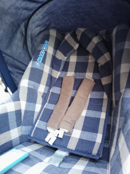 Дитяче автомобільне переносне крисло