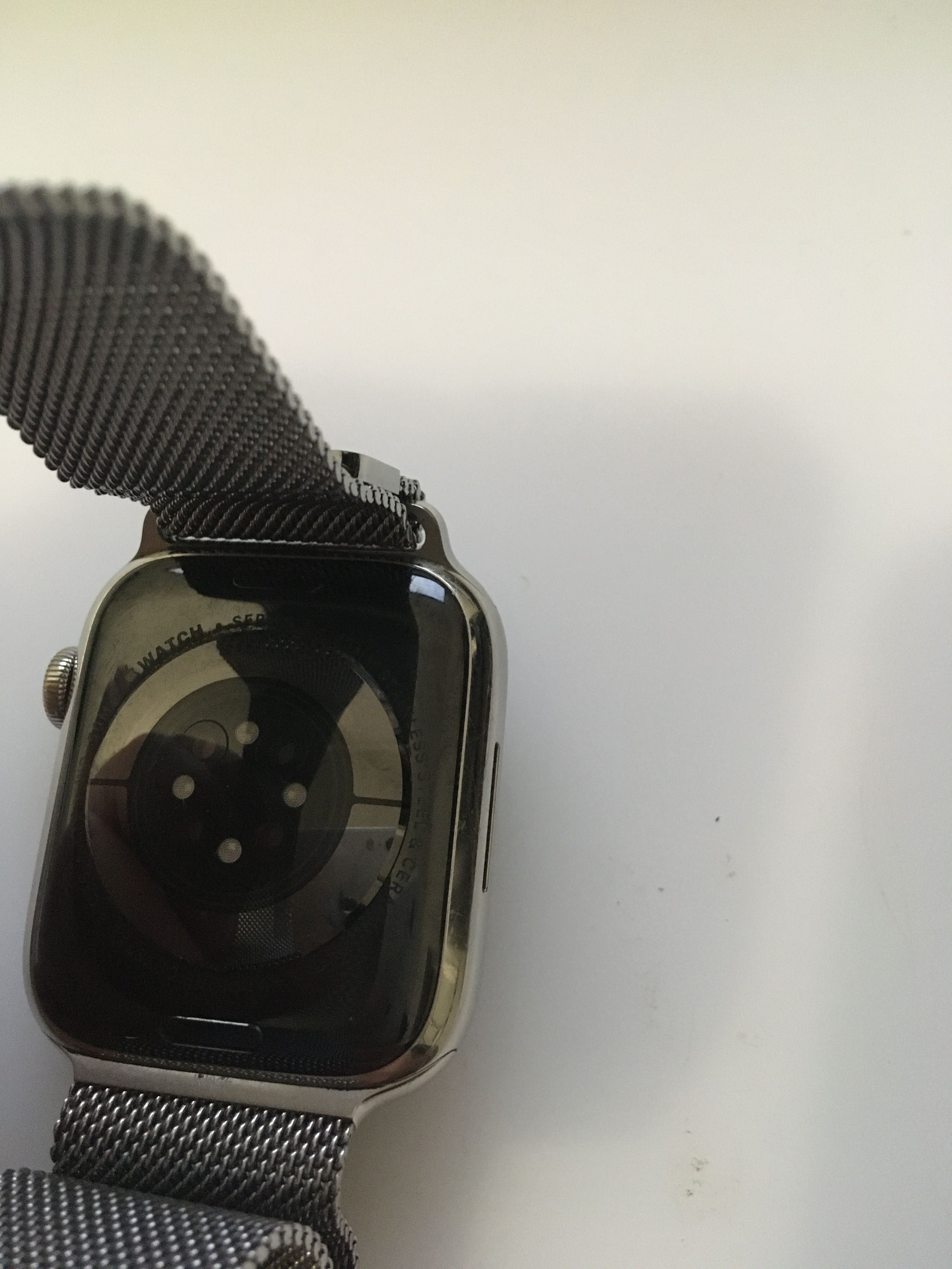 Apple Watch 7 celular milanesa 45mm