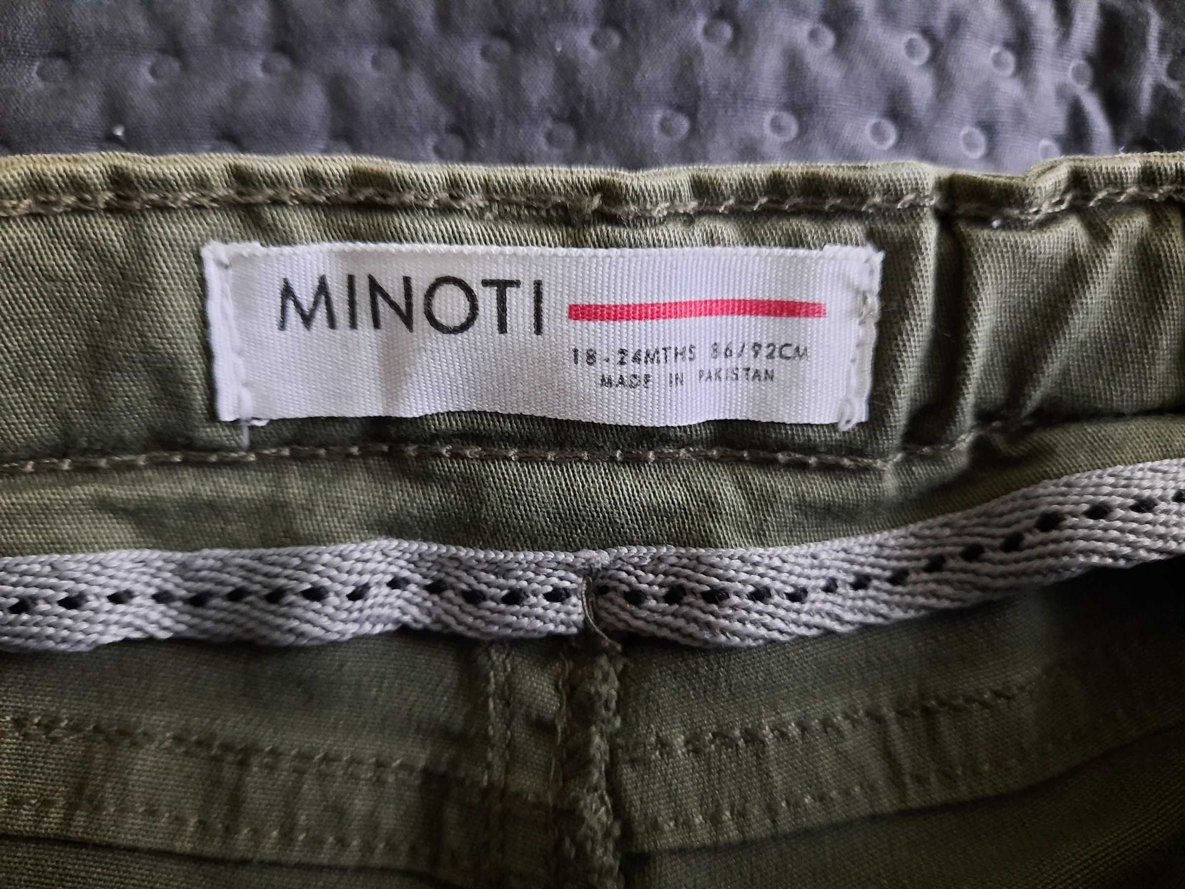 Spodnie Minoti i bluza Sinsay rozm.98/104