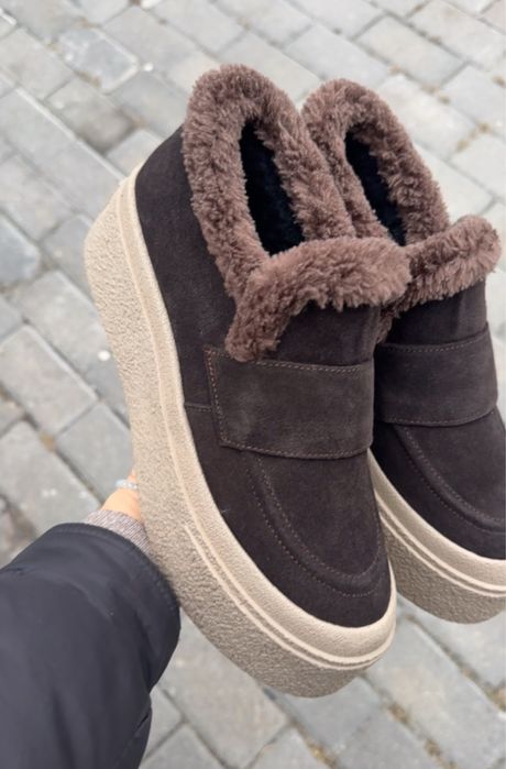 Лофери кросівки зима 37р