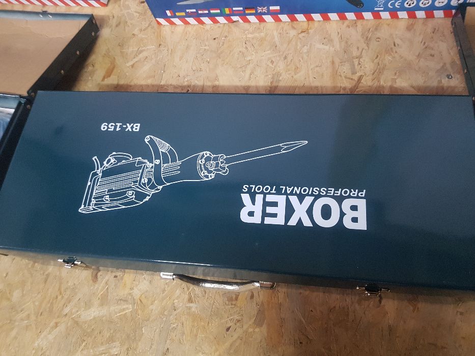 Młot wyburzeniowy boxer 3200 wat 45 Juli walizka