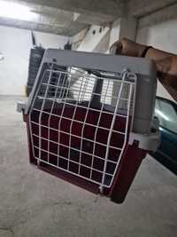 Transportadora para cão ou gato em bom estado