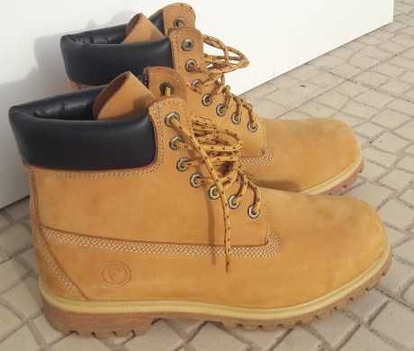 Botas Firetrap nº 44. Cabedal amarelo, para homem, novas.