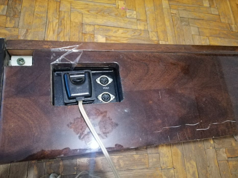 Продам редкий электро-орган RMIF MIKI