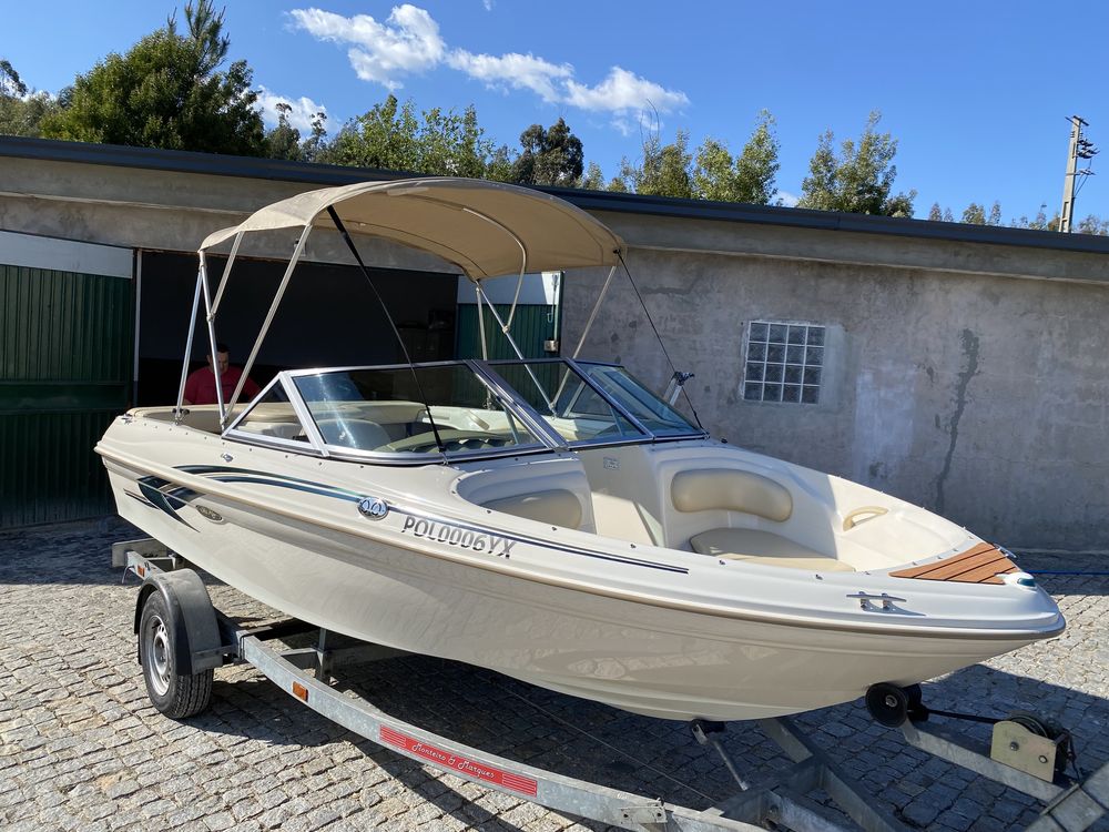 Barco SeaRay 180 BowRider / 8 Pessoas