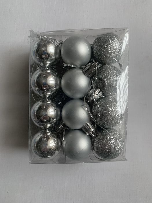 Bombki/Ozdoby świąteczne na choinkę Silver, 24 sztukiu