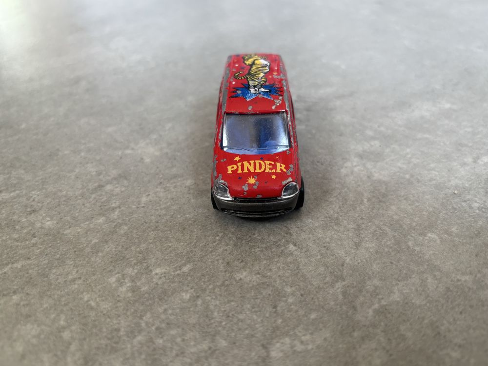 Model Resorak Majorette Renault Kangoo cyrk