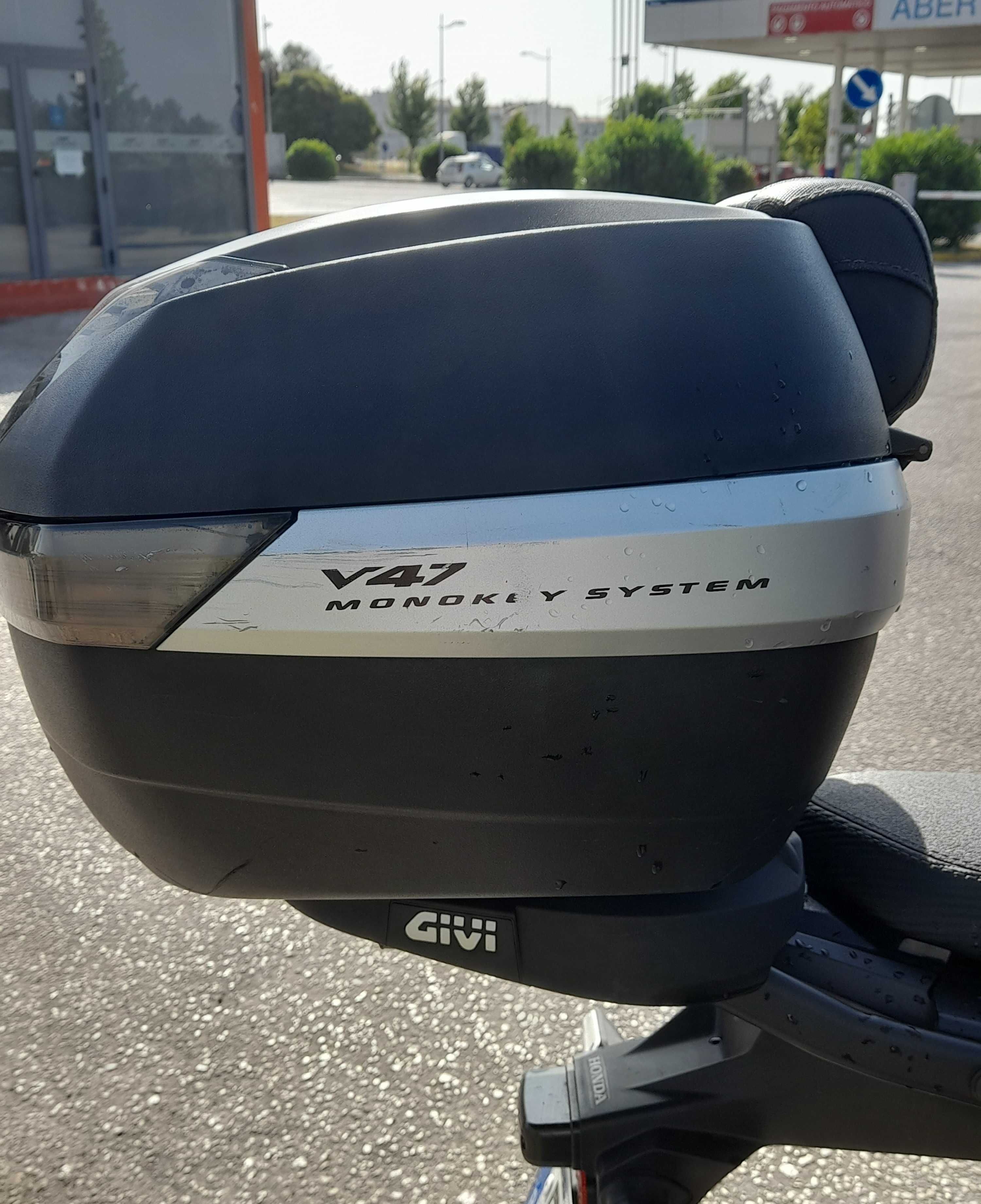 CB500x 2023 rebaixada 3 cm.Troco por Vulcan 650/Rebel 500 do mesmo ano
