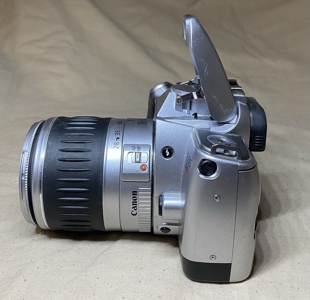 Пленочный аналоговый зеркальный фотоаппарат Canon EOS 300 28/90