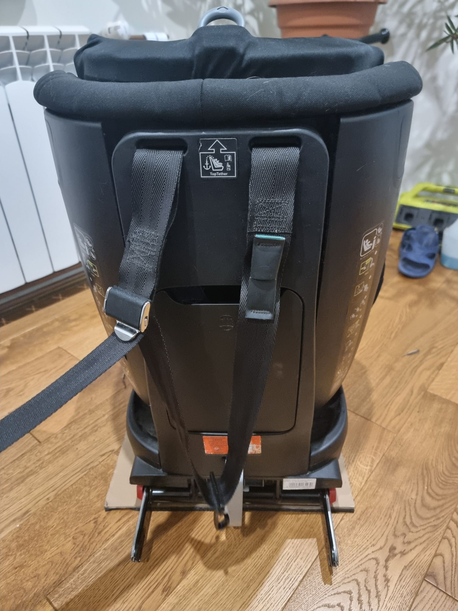 BRITAX Romer TRIFIX2 i-Size ISOFIX 76-105 cm