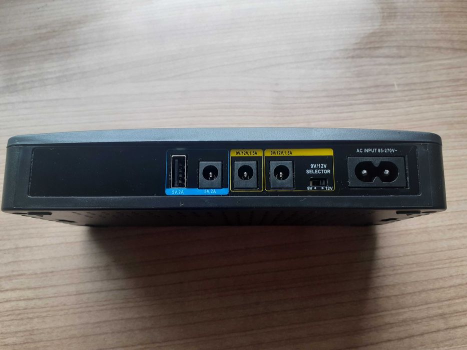 Mini UPS, zasilacz awaryjny 18W 5V,9V,12V do routera powerbank 8800mAh
