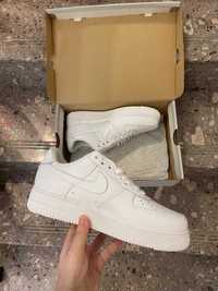 Nike Air Force 1 Low '07 White size 42