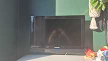 Telewizor Samsung LE26B350F1W + wieszak na ścianę - bez pilota