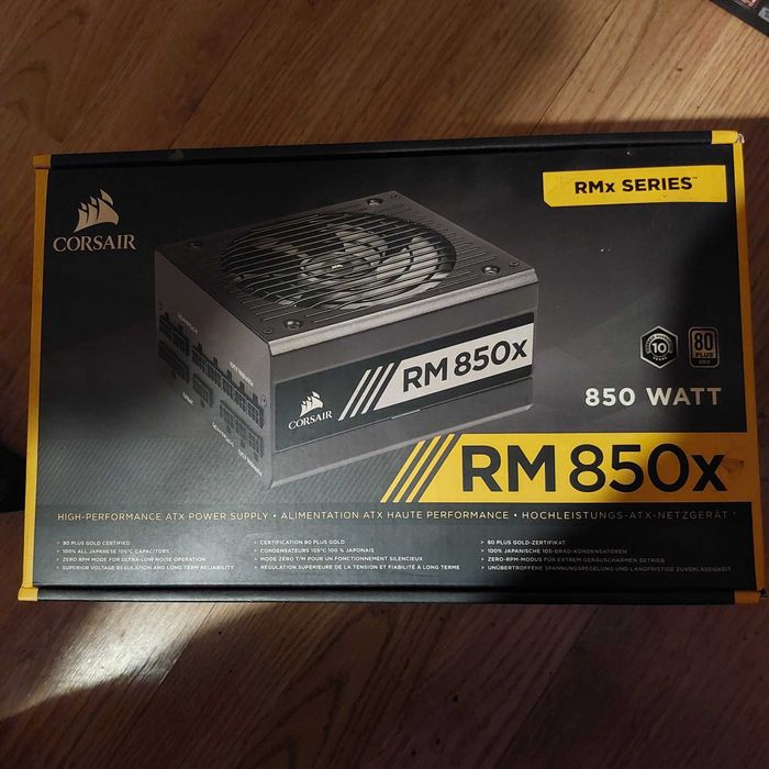 Fonte de Alimentação Corsair RM 850W 80 PLUS GOLD Modular