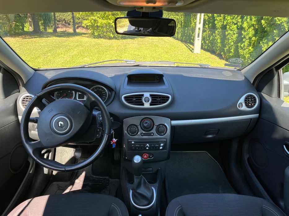 Renault Clio 2011, 1.5 diesel, klimatyzacja, wszystko sprawne stan bdb