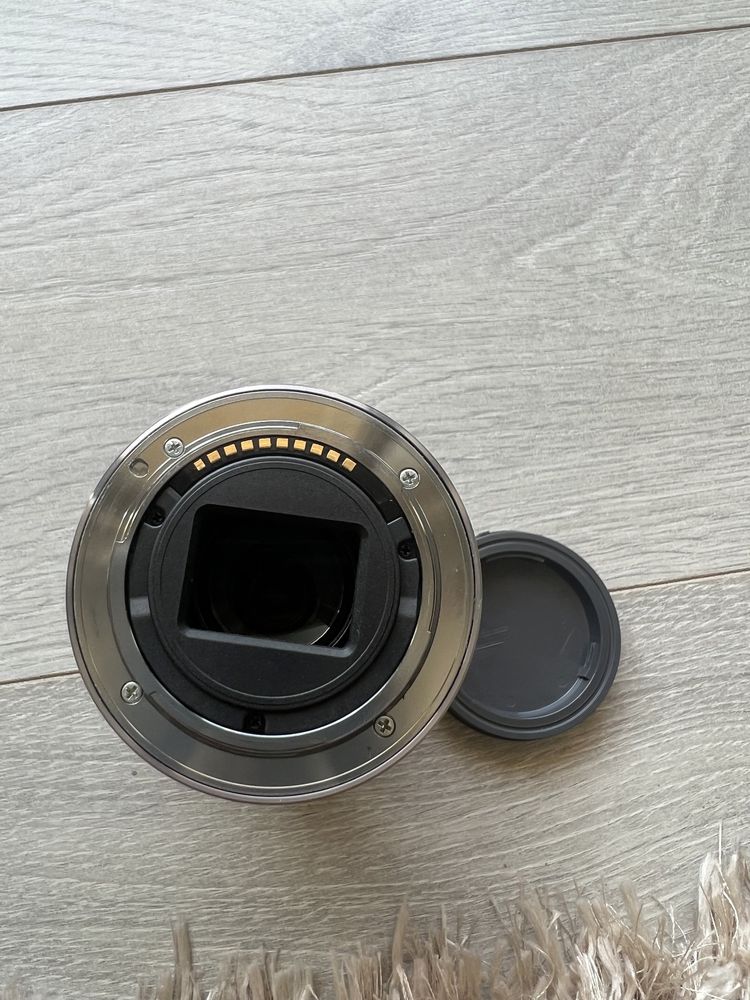 Sony Objetiva E 55-210mm F4.5-6.3 OSS prata