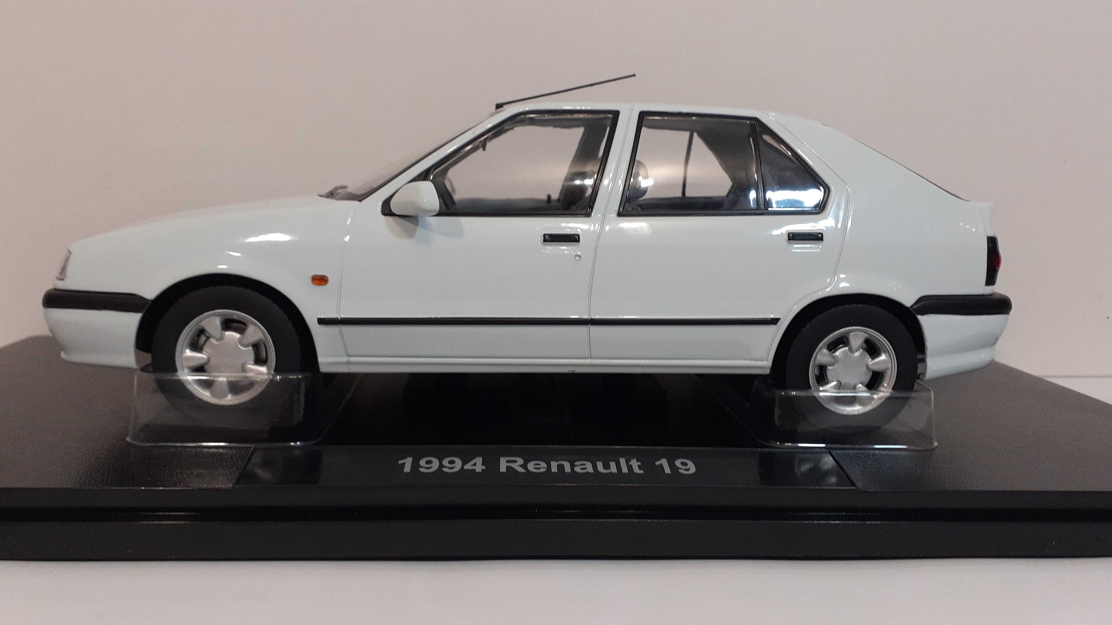 1/18 Renault 19 br - Triple 9
