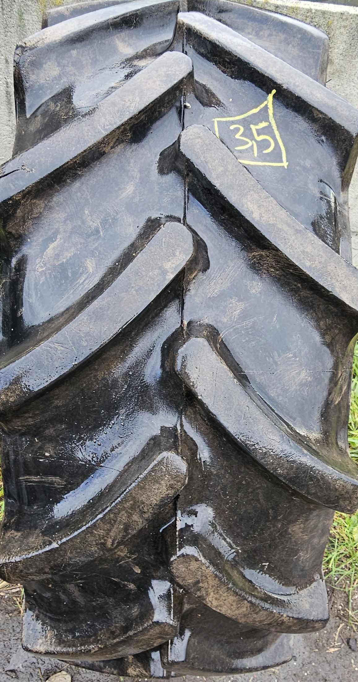 Opona przemysłowa 360/70R20 Mitas *S