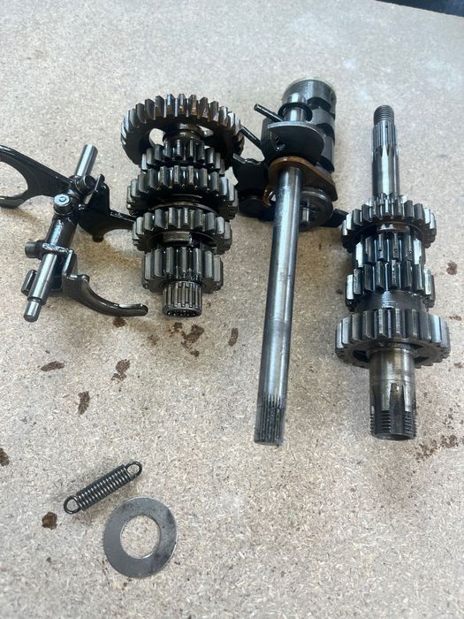 Kartery, silnik, mz etz 125/150, skrzynia, napęd obrotomierza DDR igła