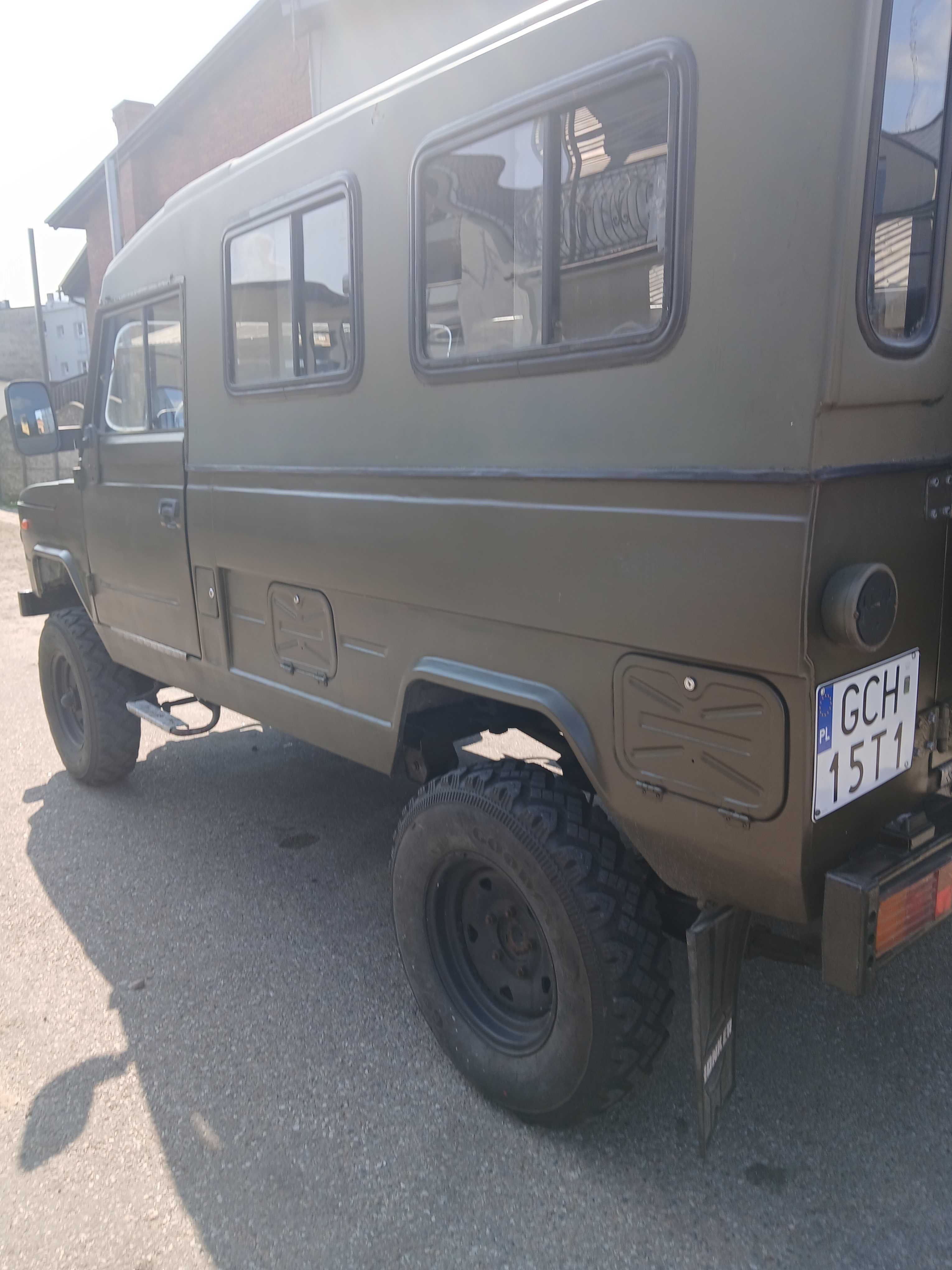 Honker 2000 2.4 z wojska