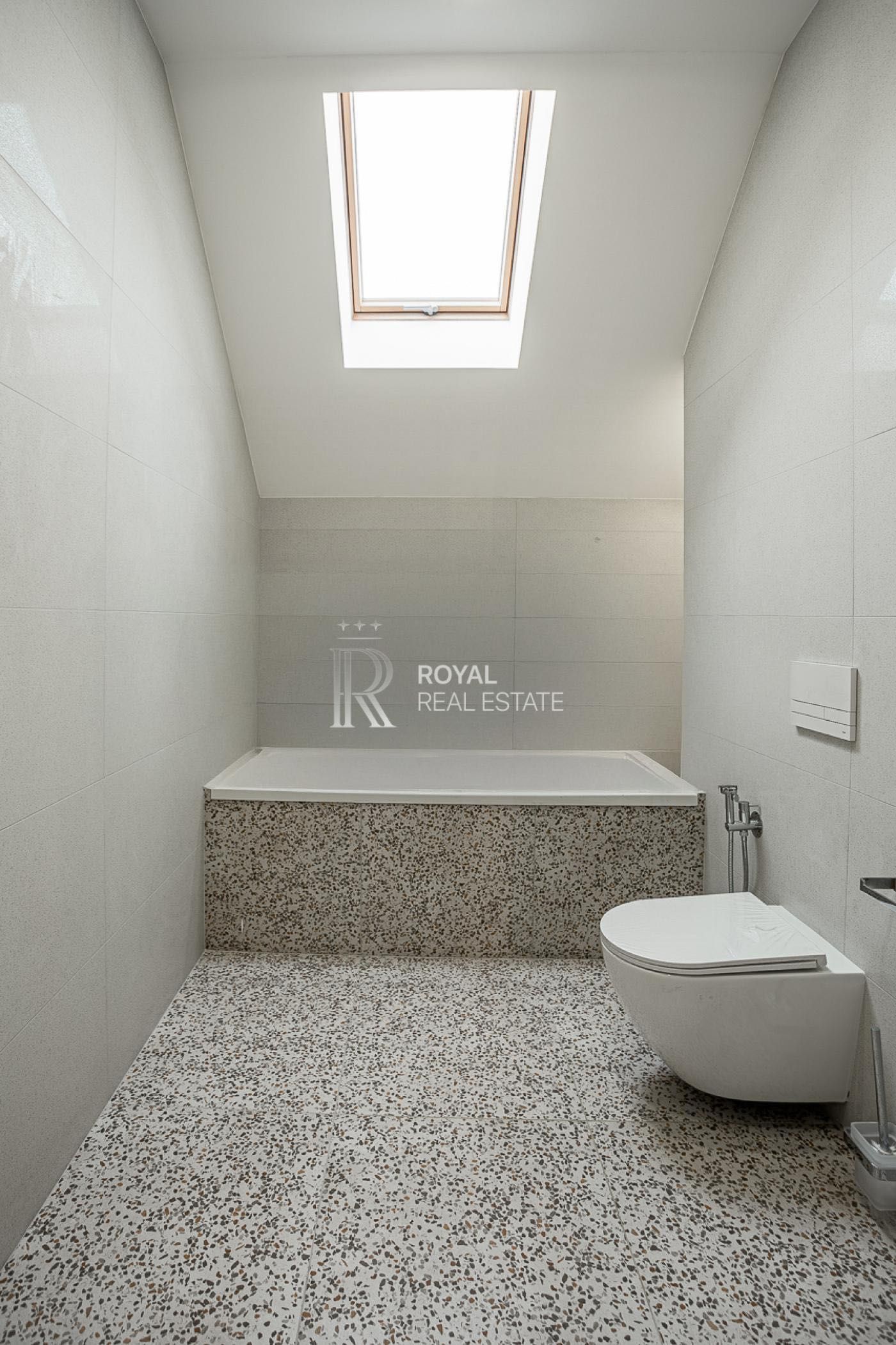 Продажа дизайнерского дома Крушинка 4к 198м2 КГ Green Town Фастовский