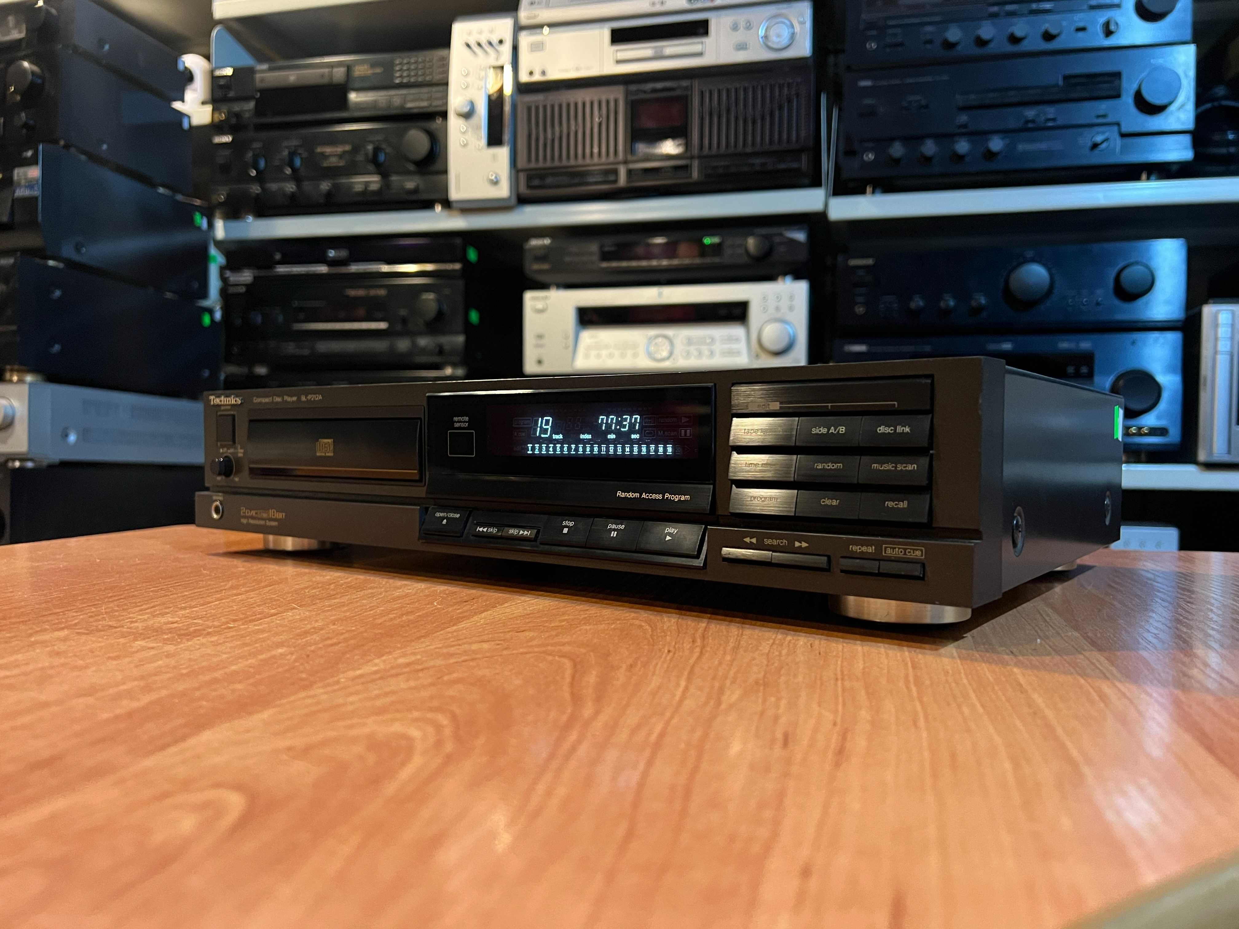 Odtwarzacz płyt CD Technics SL-P212A Audio Room