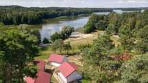 Domek letniskowy nad jeziorem