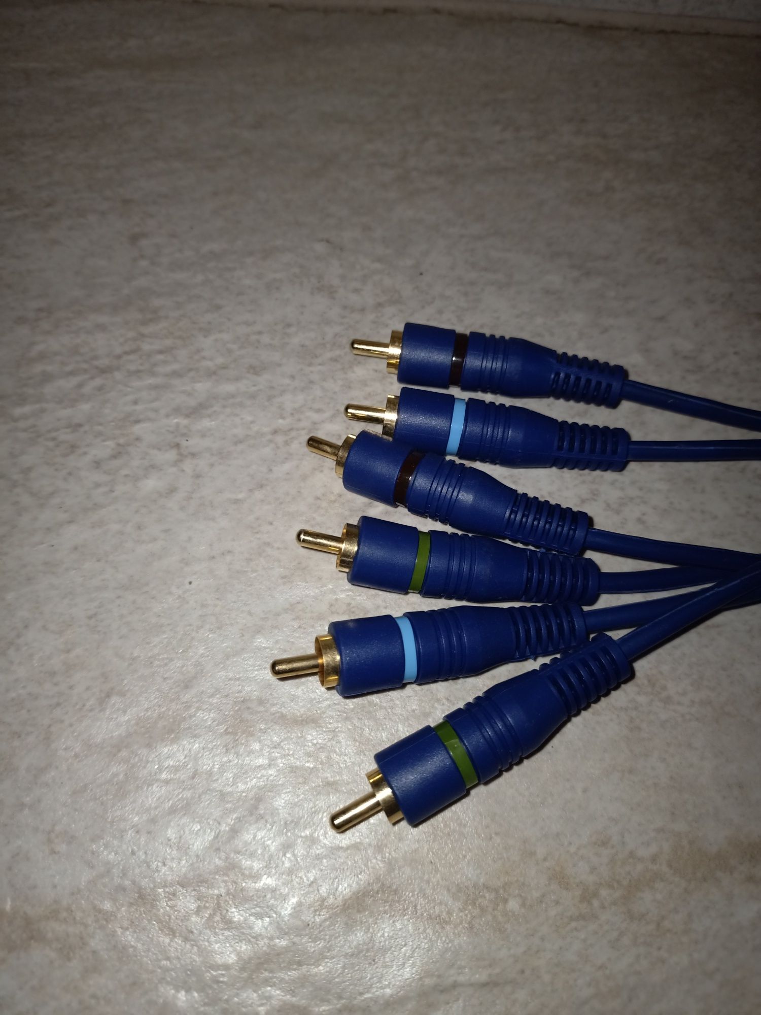 Kabel 6 x RCA - 6xRCA. 3 metry