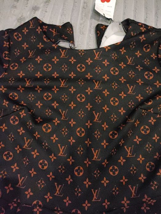 Комбінезон з шортами