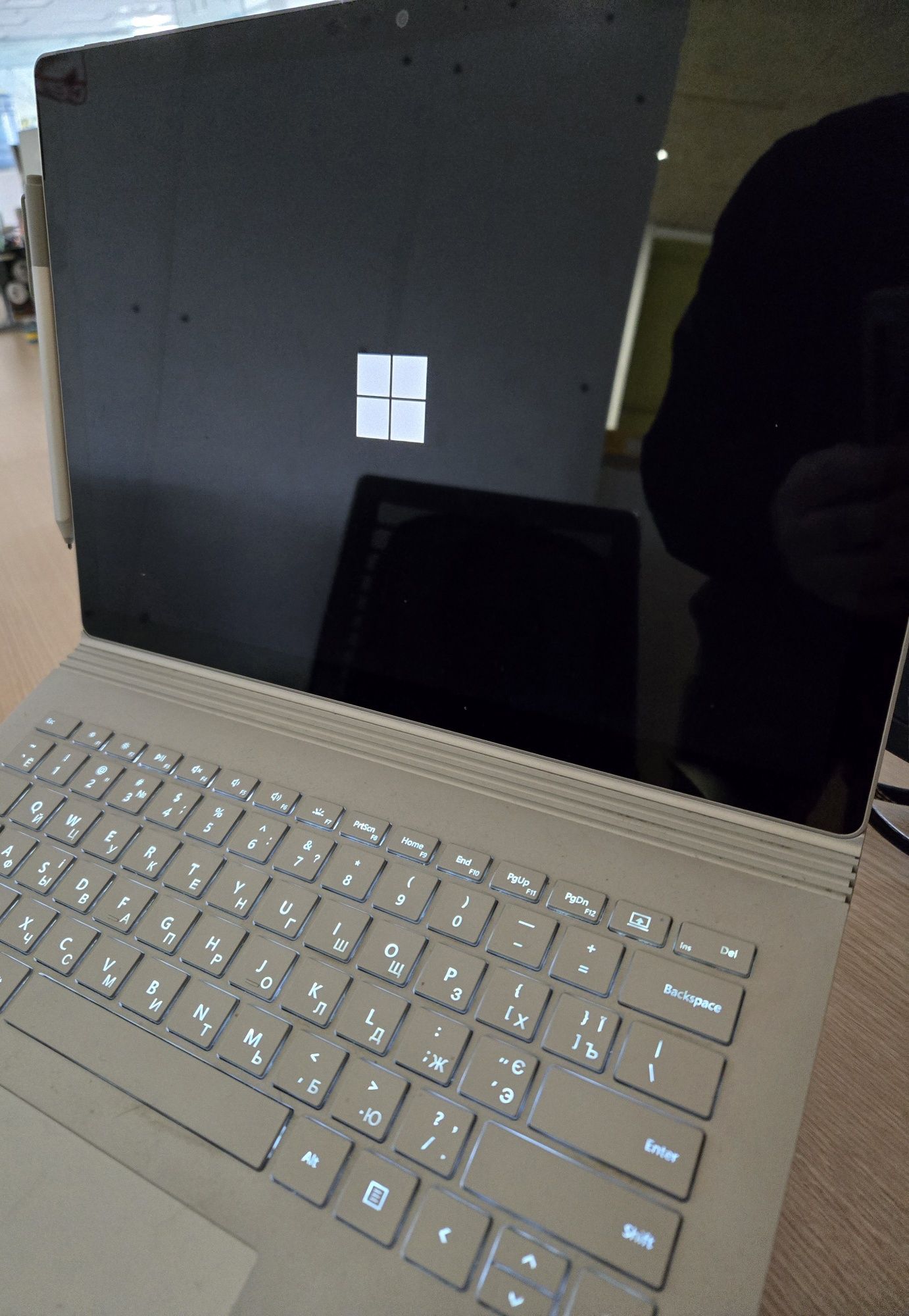 Surface Book 2 I5