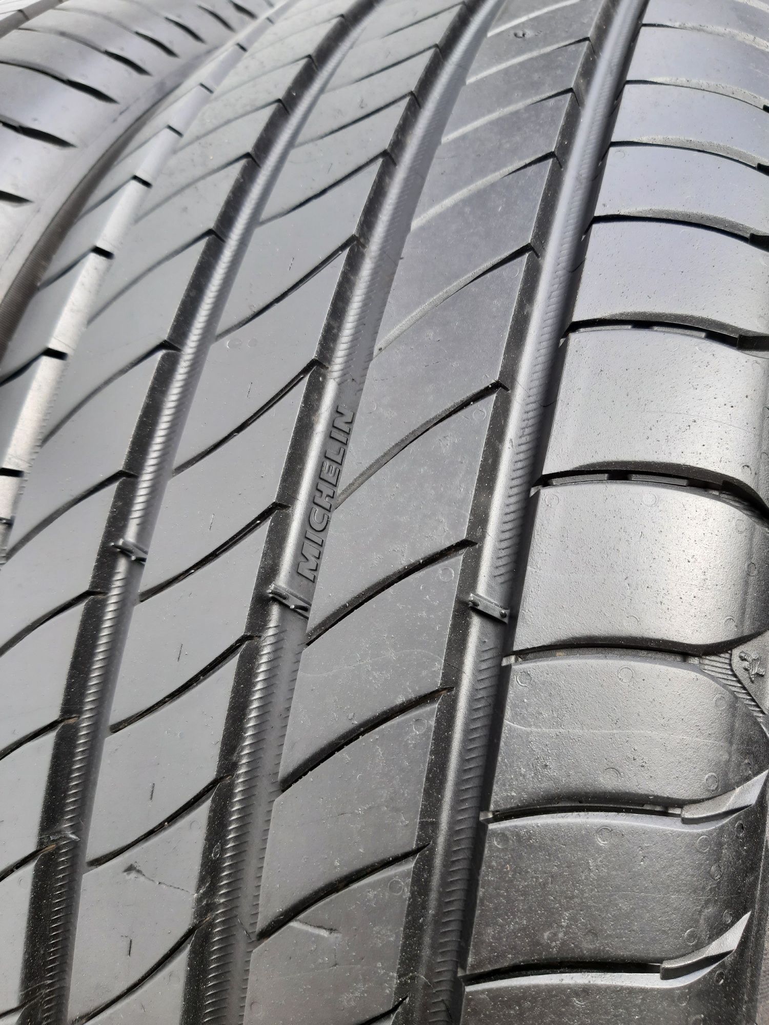 195/60r18 96H Michelin e. Primacy