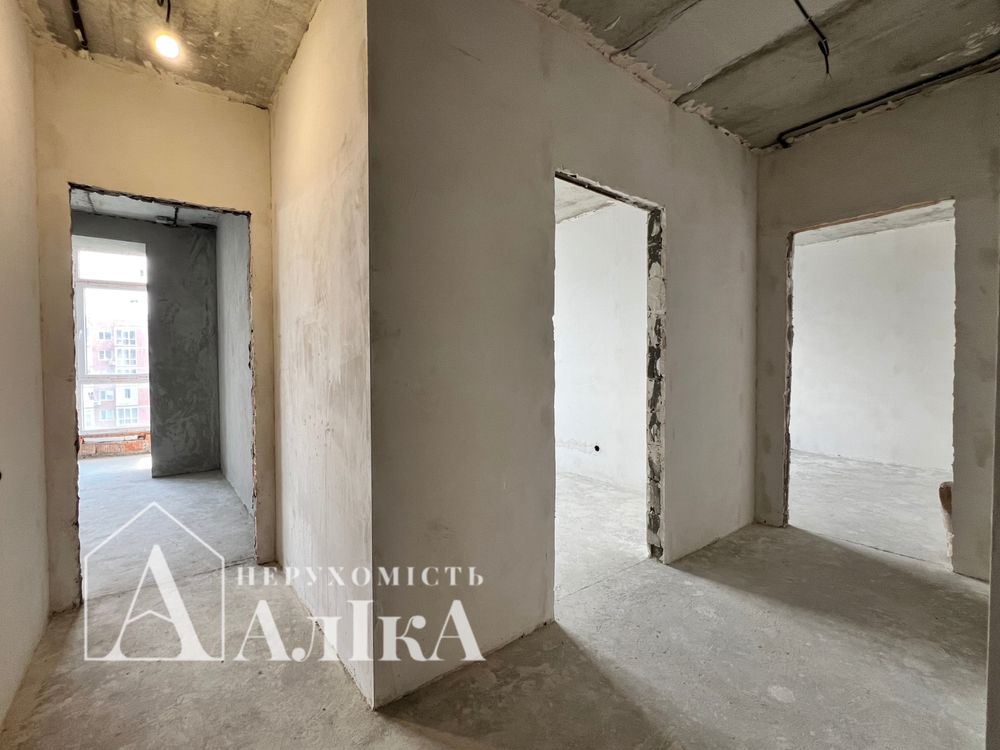 Чудова 2-кімнатна квартира в новобудові в ЦЕНТРІ