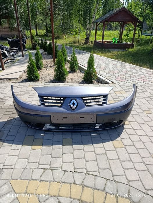 Передній бампер. Renault Scenic 2. (Дорест.)