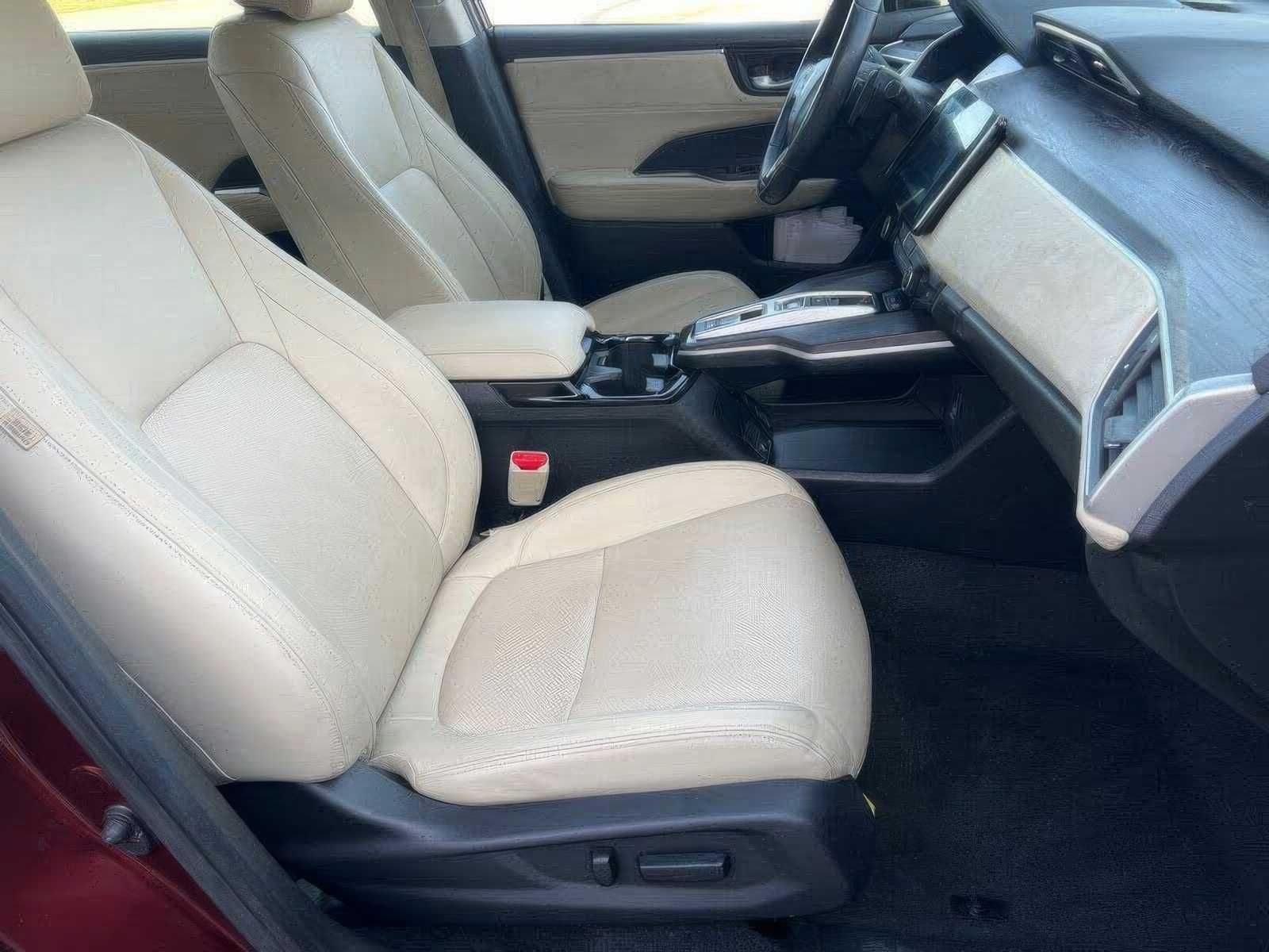 2018 Honda Clarity Hybrid Plug-In Touring