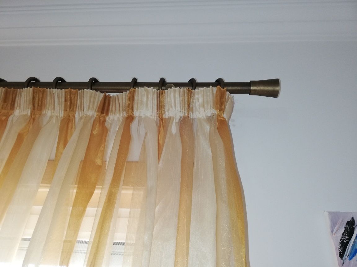 Cortinados com barra