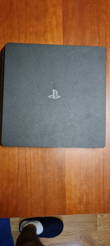 Playstation 4 slim 1 Tb modelo cuh-2216b