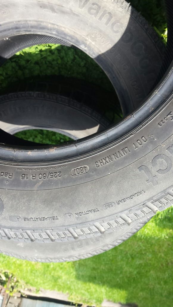 Opony letnie continental 225 / 60 / 16 r 4 szt.