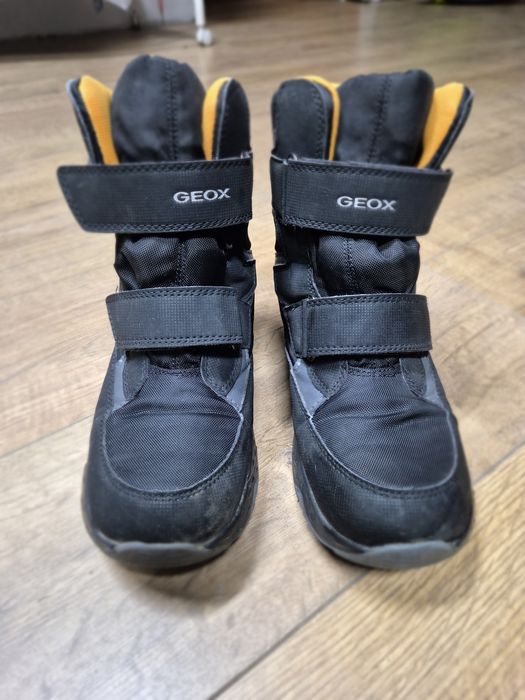 Śniegowce GEOX R. 39 Buty Zimowe dla Chłopca Cieple na Rzepy Obuwie