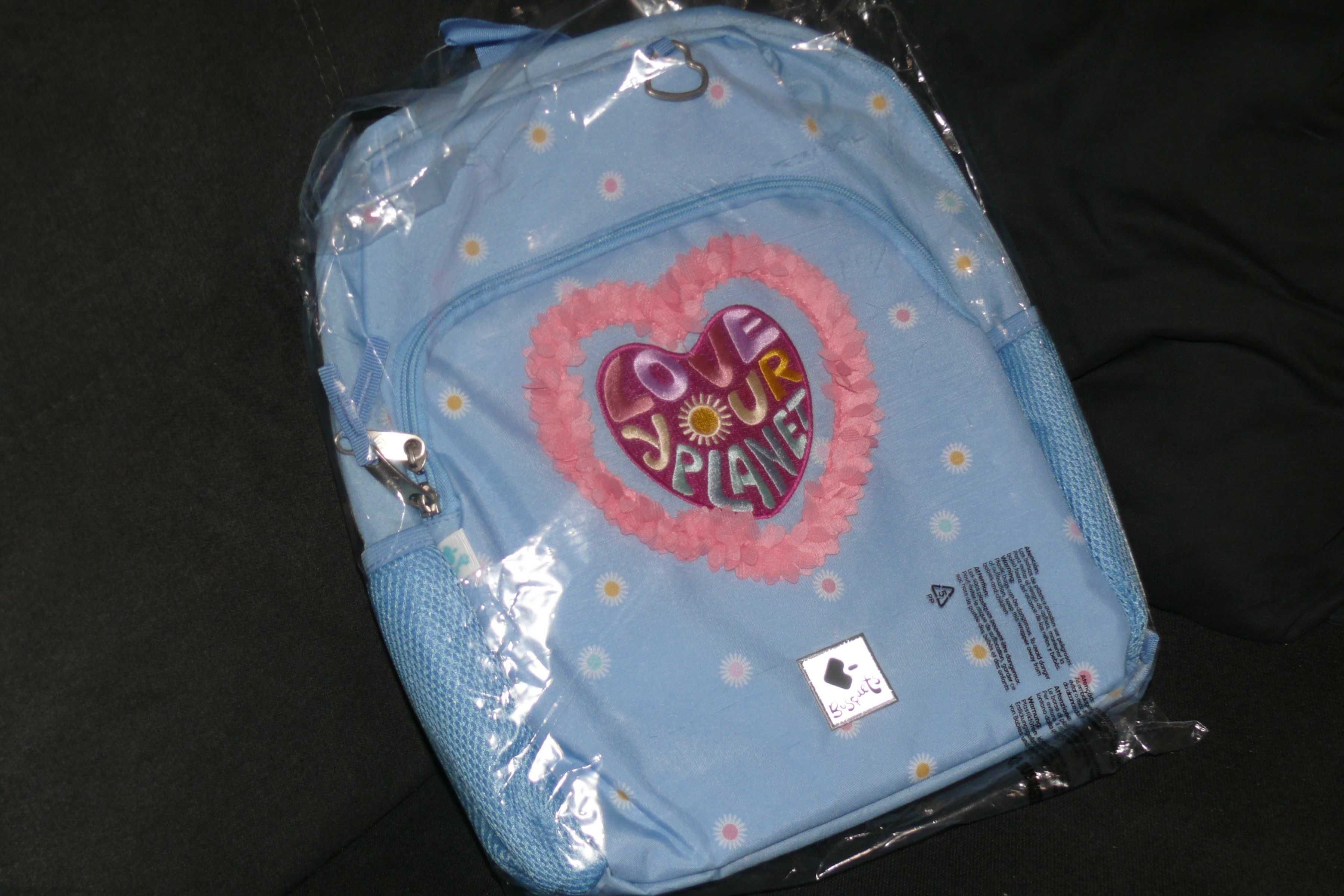 Mochila escolar LOVE PLANET by Busquets