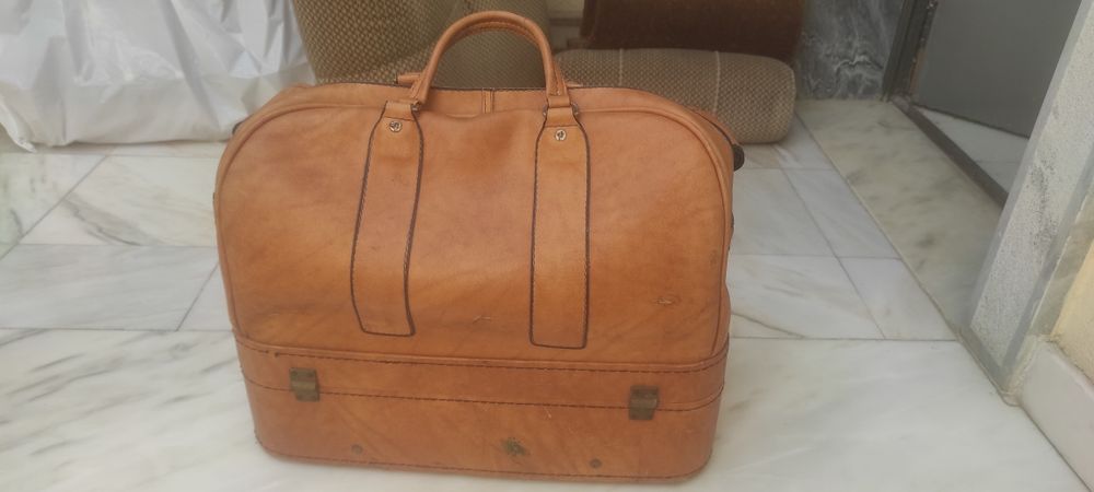 Mala de viagem em pele - vintage